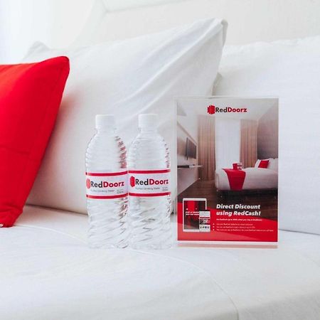 Reddoorz El Senor Jesus Apartelle Vigan Ilocos Hotell Exteriör bild