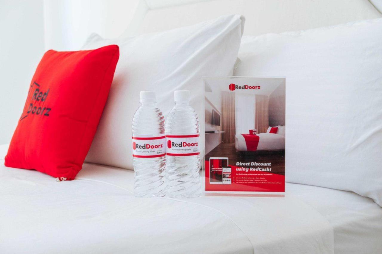 Reddoorz El Senor Jesus Apartelle Vigan Ilocos Hotell Exteriör bild