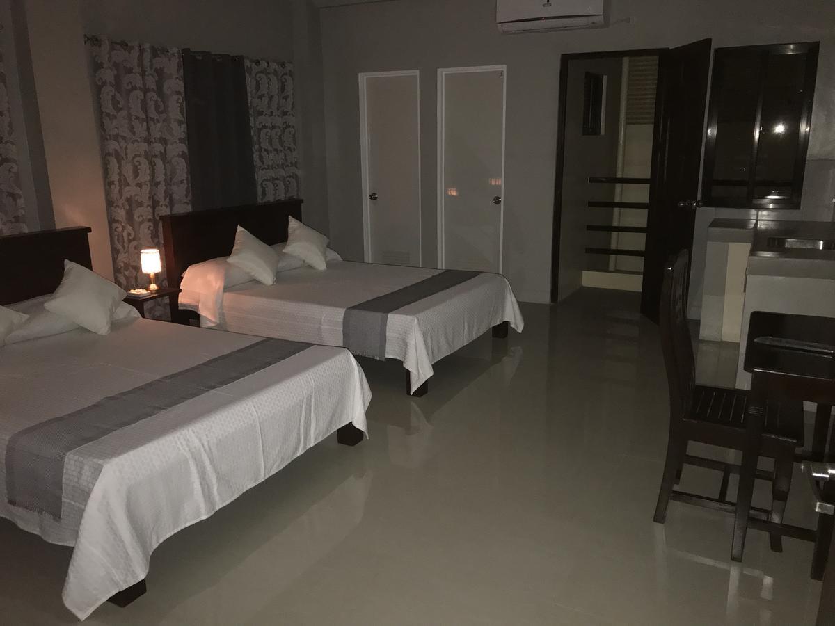 Reddoorz El Senor Jesus Apartelle Vigan Ilocos Hotell Exteriör bild