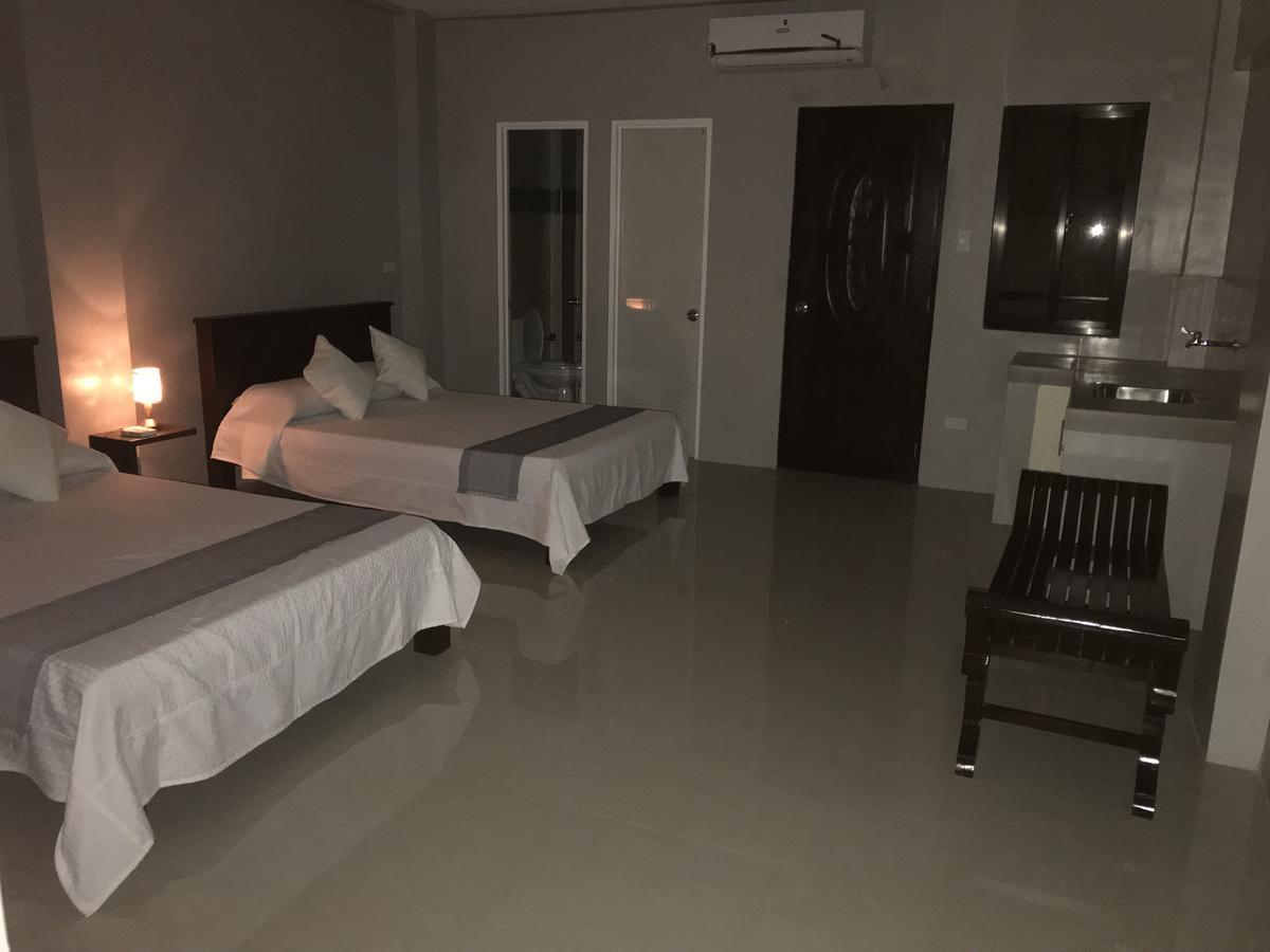 Reddoorz El Senor Jesus Apartelle Vigan Ilocos Hotell Exteriör bild