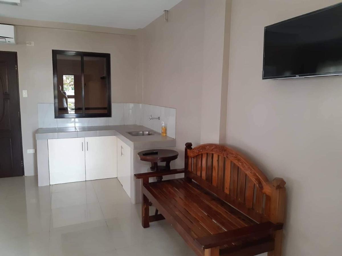 Reddoorz El Senor Jesus Apartelle Vigan Ilocos Hotell Exteriör bild